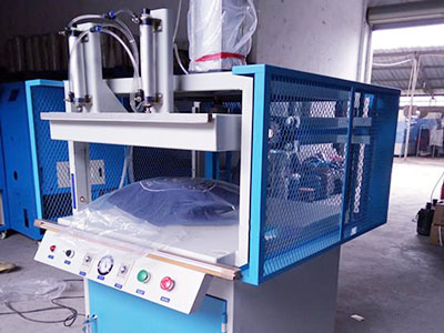 影響滾輪送料機質量好壞的兩大方面